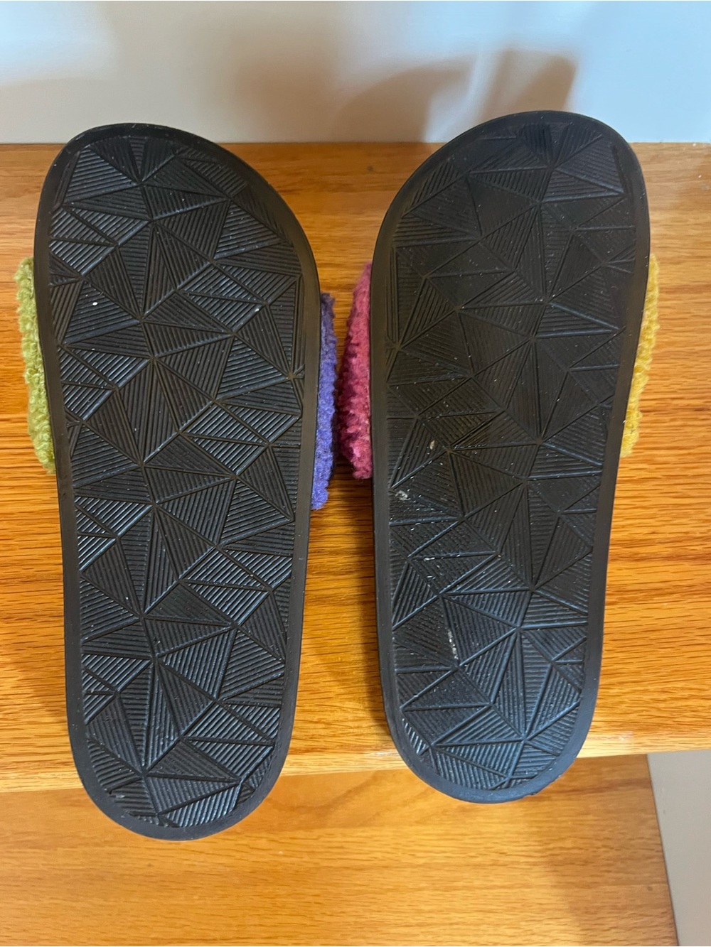 Kurt Geiger Multicolor Sherpa Slide Sandals gently used - Picture 2 of 2